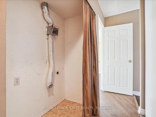 511-7 Gale Cres, St. Catharines, ON - Indoor Photo Showing Other Room