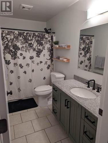 5485 Lac Le Jeune Road Unit# 22, Kamloops, BC - Indoor Photo Showing Bathroom