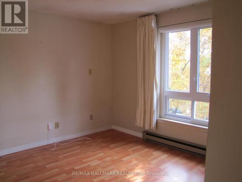 40 Hildenboro Square, Toronto, ON - Indoor Photo Showing Other Room