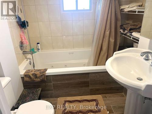 109 Sellers Avenue, Toronto, ON - Indoor Photo Showing Bathroom