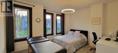 75 Montrose Avenue, Toronto, ON - Indoor Photo Showing Bedroom