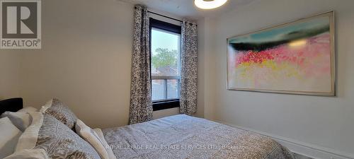 75 Montrose Avenue, Toronto, ON - Indoor Photo Showing Bedroom