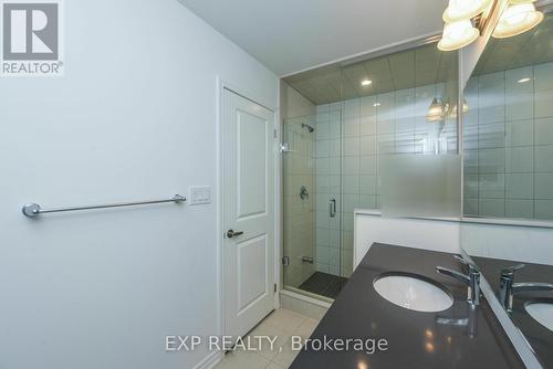 2 Keppel Circle, Brampton, ON - Indoor Photo Showing Bathroom