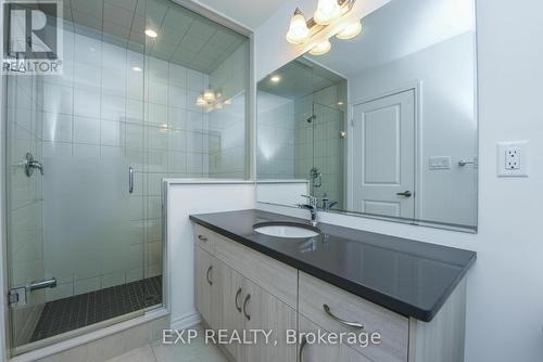 2 Keppel Circle, Brampton, ON - Indoor Photo Showing Bathroom