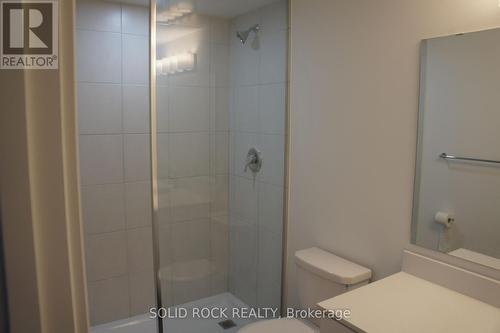 1 - 4035 Hickory Drive, Mississauga, ON - Indoor Photo Showing Bathroom