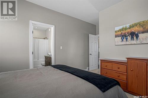 206 2Nd Avenue, Hanley, SK - Indoor Photo Showing Bedroom