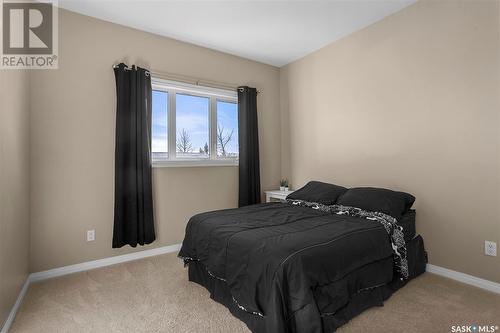 206 2Nd Avenue, Hanley, SK - Indoor Photo Showing Bedroom