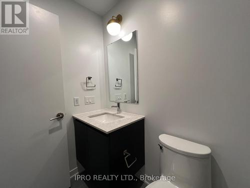 405 - 395 Dundas Street W, Oakville, ON - Indoor Photo Showing Bathroom