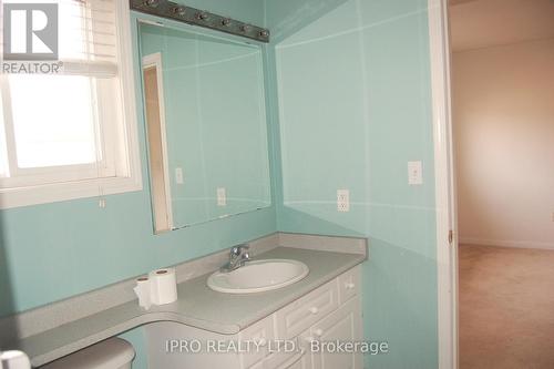 21 Rowland Street, Brampton, ON - Indoor Photo Showing Bathroom