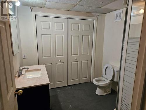 1203 Princess Street, Cornwall, ON - Indoor Photo Showing Bathroom