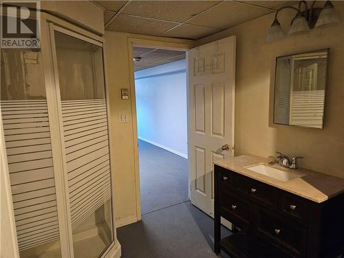 1203 Princess Street, Cornwall, ON - Indoor Photo Showing Bathroom