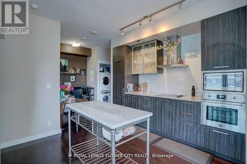 1407 - 12 York Street, Toronto, ON - Indoor Photo Showing Kitchen