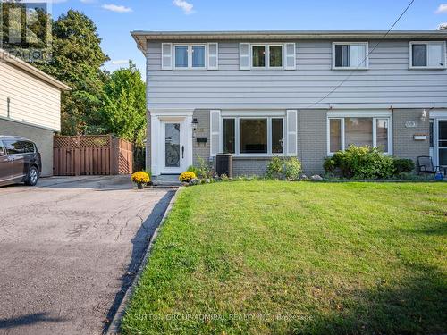 91 Hollyberry Trail, Toronto, ON - Outdoor With Facade