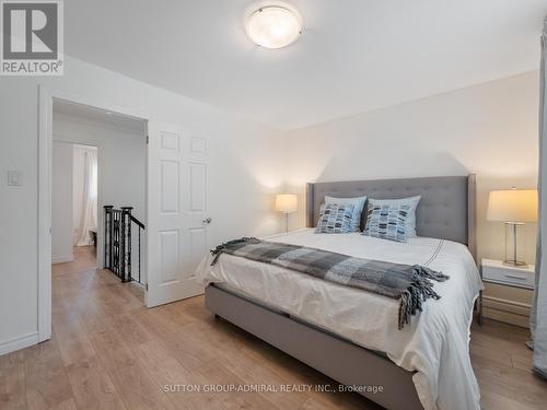 91 Hollyberry Trail, Toronto, ON - Indoor Photo Showing Bedroom