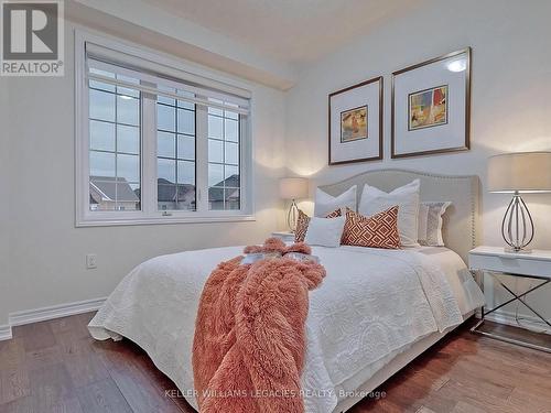 209 Kincardine Street, Vaughan, ON - Indoor Photo Showing Bedroom