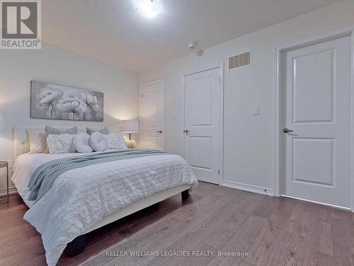 209 Kincardine Street, Vaughan, ON - Indoor Photo Showing Bedroom