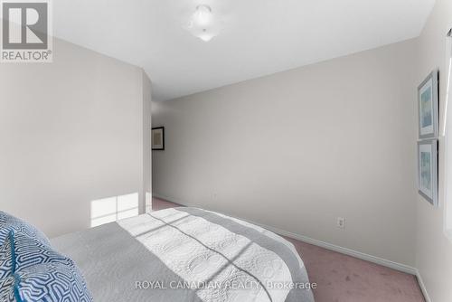 3240 Redpath Circle, Mississauga, ON - Indoor Photo Showing Bedroom