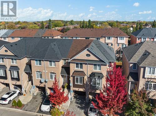 3240 Redpath Circle, Mississauga, ON - Outdoor With Facade