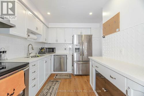 13 Dino Court, Brampton, ON - Indoor Photo Showing Kitchen With Stainless Steel Kitchen With Double Sink With Upgraded Kitchen