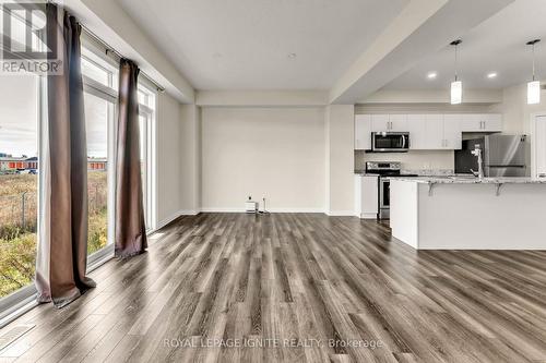 306 Holden Street, Kingston, ON - Indoor Photo Showing Kitchen