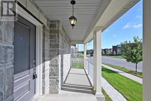 1 Kenneth Ross Bend, East Gwillimbury, ON - Outdoor With Exterior