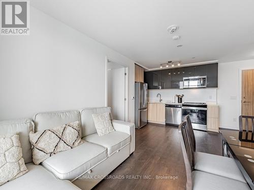 427 - 3100 Keele Street, Toronto, ON - Indoor Photo Showing Other Room