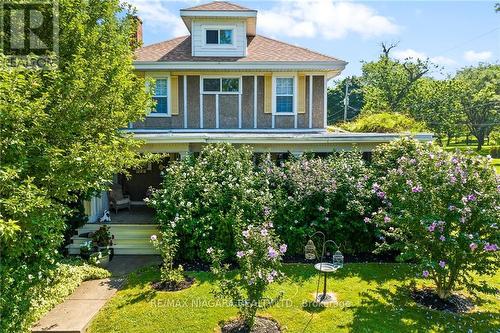 2 Carleton Street N, Thorold, ON - Outdoor