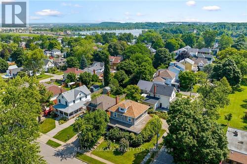 2 Carleton Street N, Thorold, ON - Outdoor With View