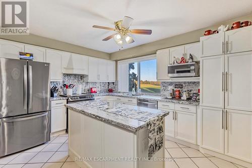 1239 Westbrook Road, West Lincoln, ON - Indoor Photo Showing Kitchen