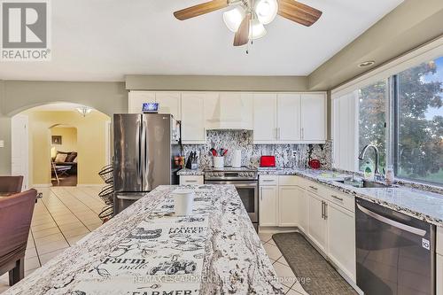 1239 Westbrook Road, West Lincoln, ON - Indoor Photo Showing Kitchen