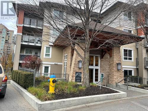 1099 Sunset Drive Unit# 140, Kelowna, BC - Outdoor With Facade