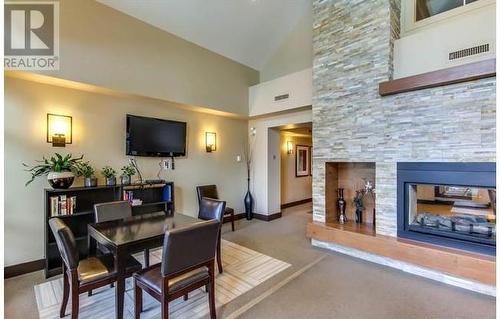 1099 Sunset Drive Unit# 140, Kelowna, BC - Indoor With Fireplace