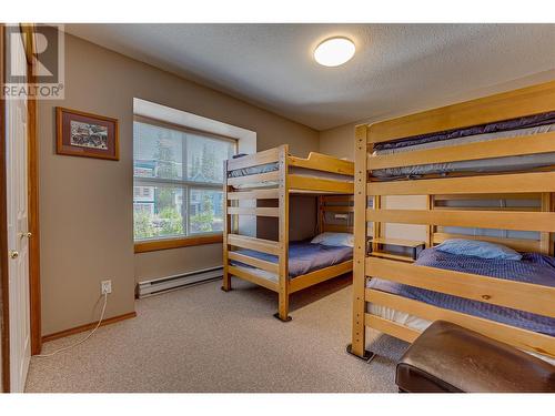 465 Silver Queen Road Unit# A, Vernon, BC - Indoor Photo Showing Bedroom