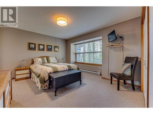 465 Silver Queen Road Unit# A, Vernon, BC - Indoor Photo Showing Bedroom