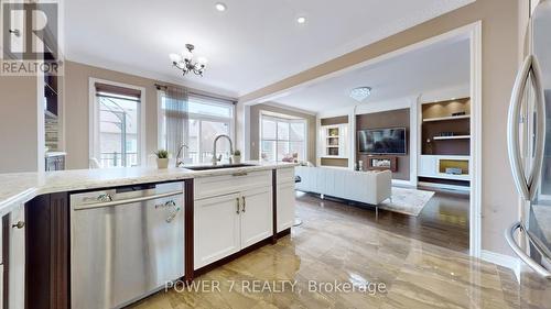 143 Beckett Avenue, Markham, ON - Indoor Photo Showing Kitchen With Upgraded Kitchen