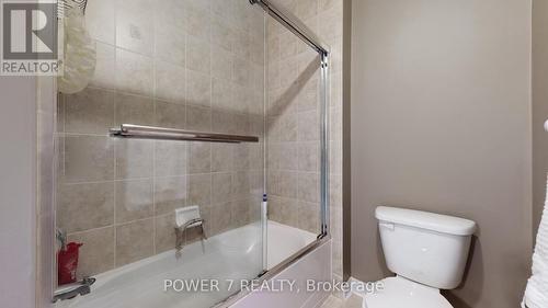 143 Beckett Avenue, Markham, ON - Indoor Photo Showing Bathroom