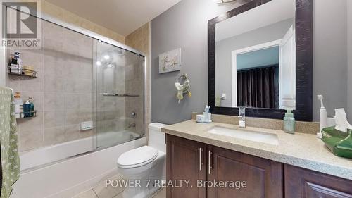 143 Beckett Avenue, Markham, ON - Indoor Photo Showing Bathroom