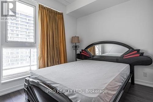 4207 - 898 Portage Parkway, Vaughan, ON - Indoor Photo Showing Bedroom