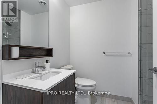 4207 - 898 Portage Parkway, Vaughan, ON - Indoor Photo Showing Bathroom