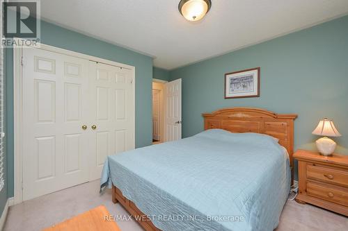 35 - 18 Hartnell Square, Brampton, ON - Indoor Photo Showing Bedroom