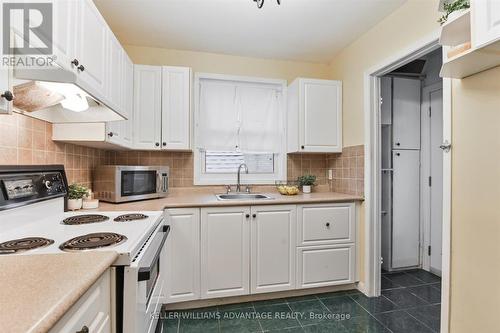 149 N Bonnington Avenue, Toronto, ON - Indoor Photo Showing Kitchen