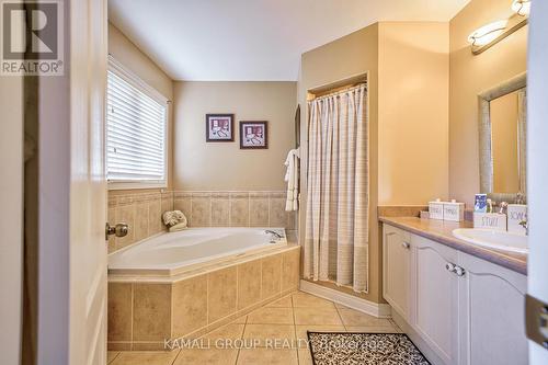 Main - 64 Zippora Drive, Richmond Hill, ON - Indoor Photo Showing Bathroom