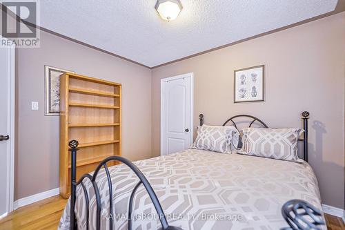 Main - 64 Zippora Drive, Richmond Hill, ON - Indoor Photo Showing Bedroom