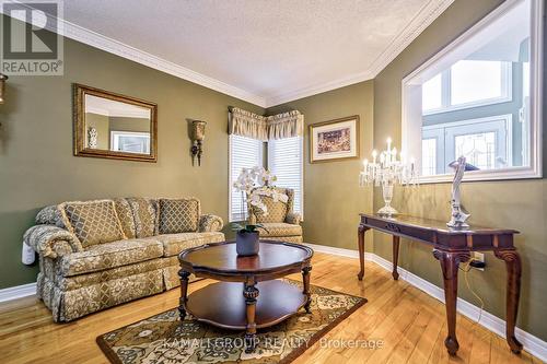 Main - 64 Zippora Drive, Richmond Hill, ON - Indoor Photo Showing Living Room