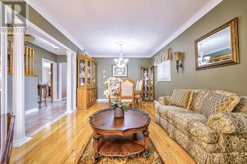 Main - 64 Zippora Drive, Richmond Hill, ON - Indoor Photo Showing Living Room