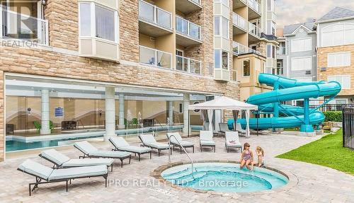 6113-15 - 9 Harbour Street W, Collingwood, ON - Outdoor With In Ground Pool