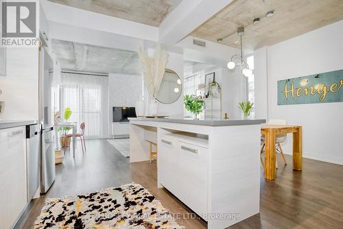 208 - 1205 Queen Street W, Toronto, ON - Indoor Photo Showing Kitchen