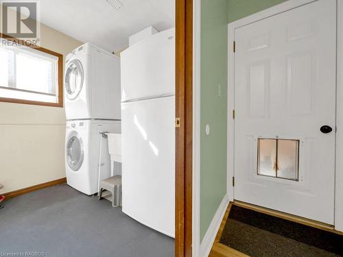 Laundry area - 838 Mackendrick Drive, Kincardine, ON - Indoor Photo Showing Laundry Room