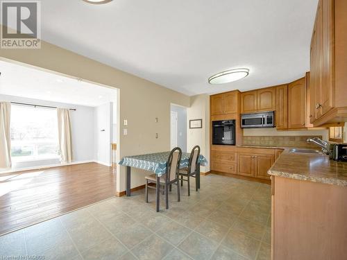 Kitchen upgraded in 2005 - 838 Mackendrick Drive, Kincardine, ON - Indoor Photo Showing Kitchen