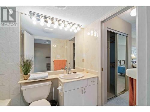 1905 6055 Nelson Avenue, Burnaby, BC - Indoor Photo Showing Bathroom